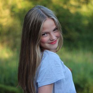 Meet your Posher, Camille